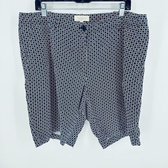 Talbots Woman Geometric Blue White Shorts Size 16W Stretch 10.5" Bermuda Casual - Picture 1 of 9